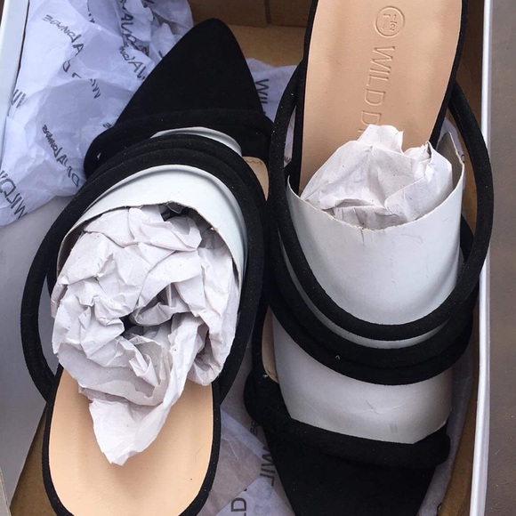 Heels sizes 7 1/2 and 8 never before worn. - Picture 3 of 3